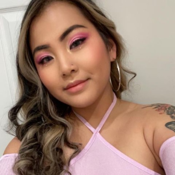 Meet your Posher, Chrissy - Picture 1 of 1